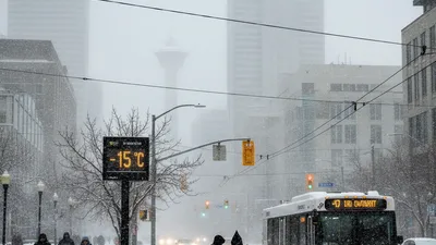 Calgary faces heavy snow, plunging temperatures in weather warning