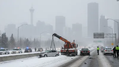 Calgary snowstorm causes over 160 crashes